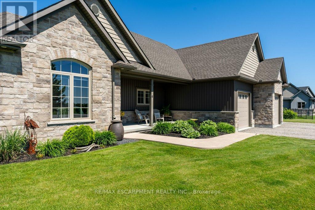Photo 6 of 6 Silverthorne Court, Haldimand ON