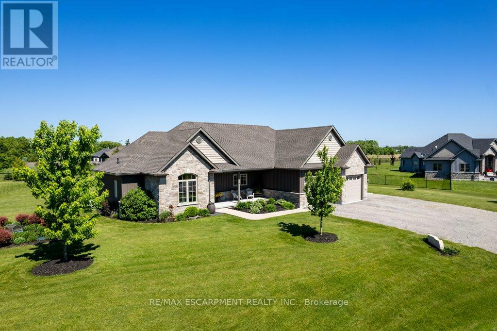 Photo 7 of 6 Silverthorne Court, Haldimand ON