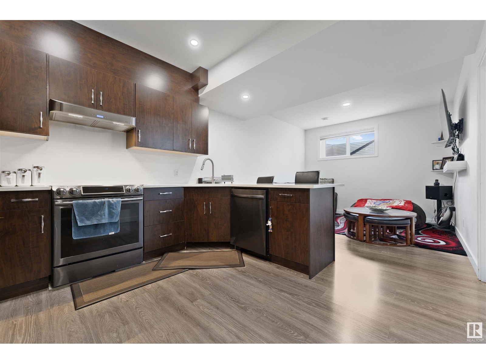 Photo 35 of 1206 27 St Nw, Edmonton AB