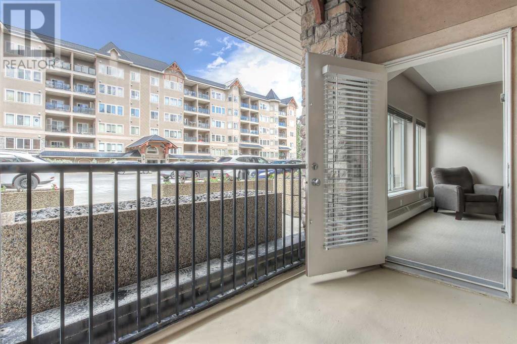 Single Family House for Sale in   Discovery Ridge Close SW Discovery Ridge Calgary 