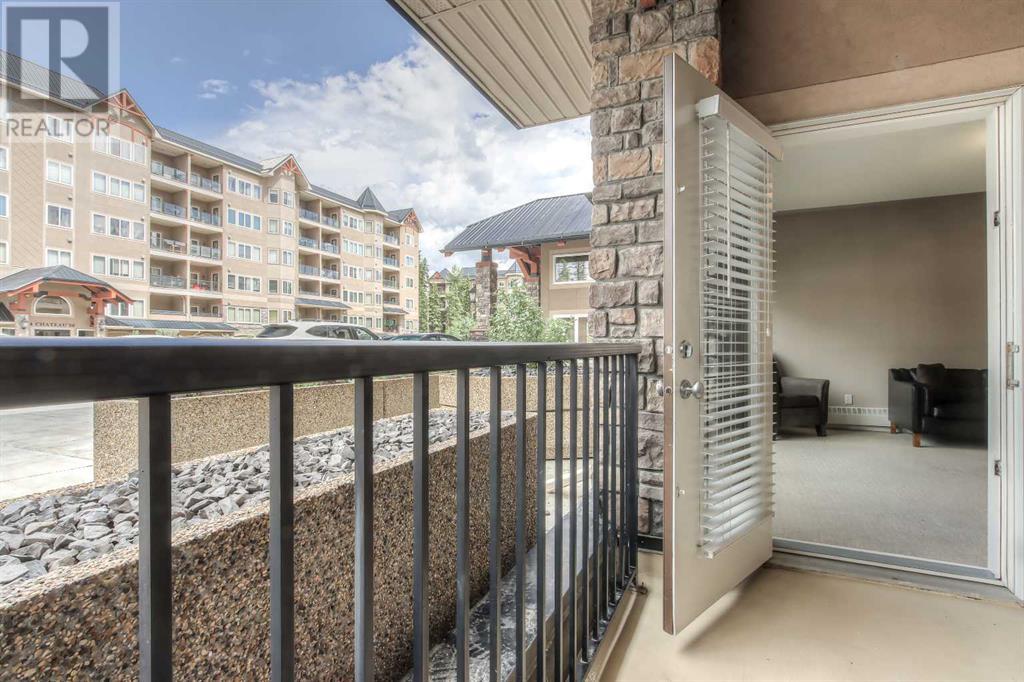 Single Family House for Sale in   Discovery Ridge Close SW Discovery Ridge Calgary 