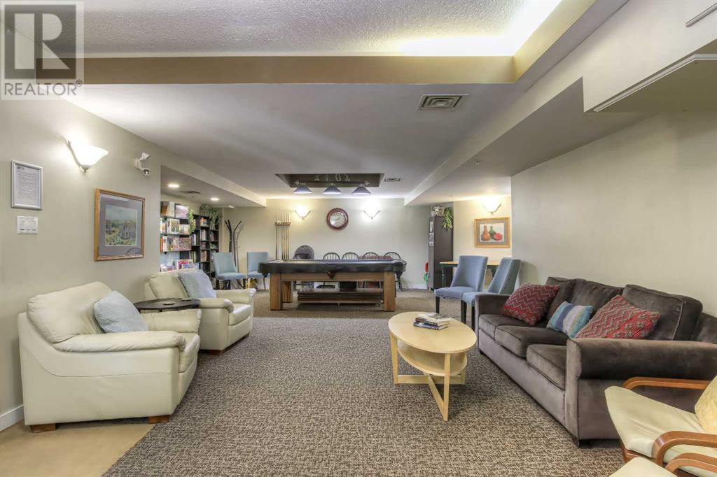 Single Family House for Sale in   Discovery Ridge Close SW Discovery Ridge Calgary 