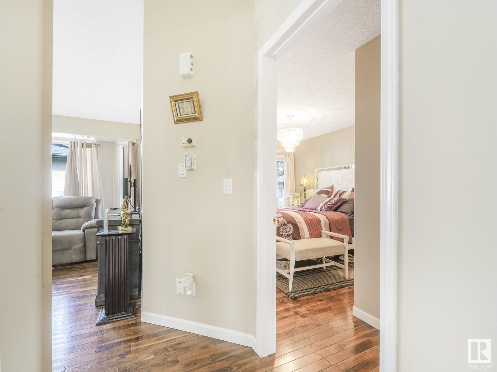 Photo 37 of 13 9420 172 St Nw, Edmonton AB