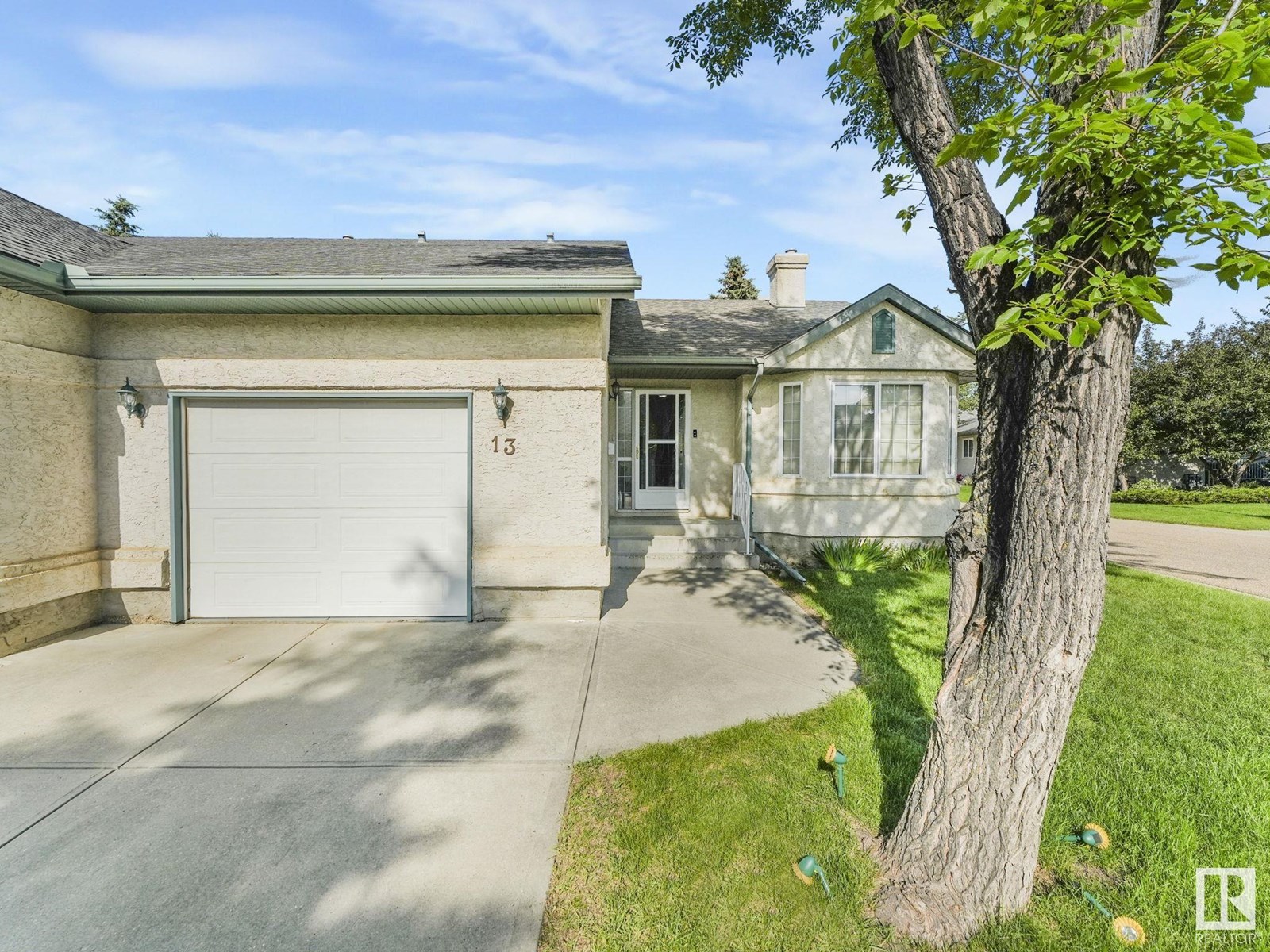 Photo 12 of 13 9420 172 St Nw, Edmonton AB