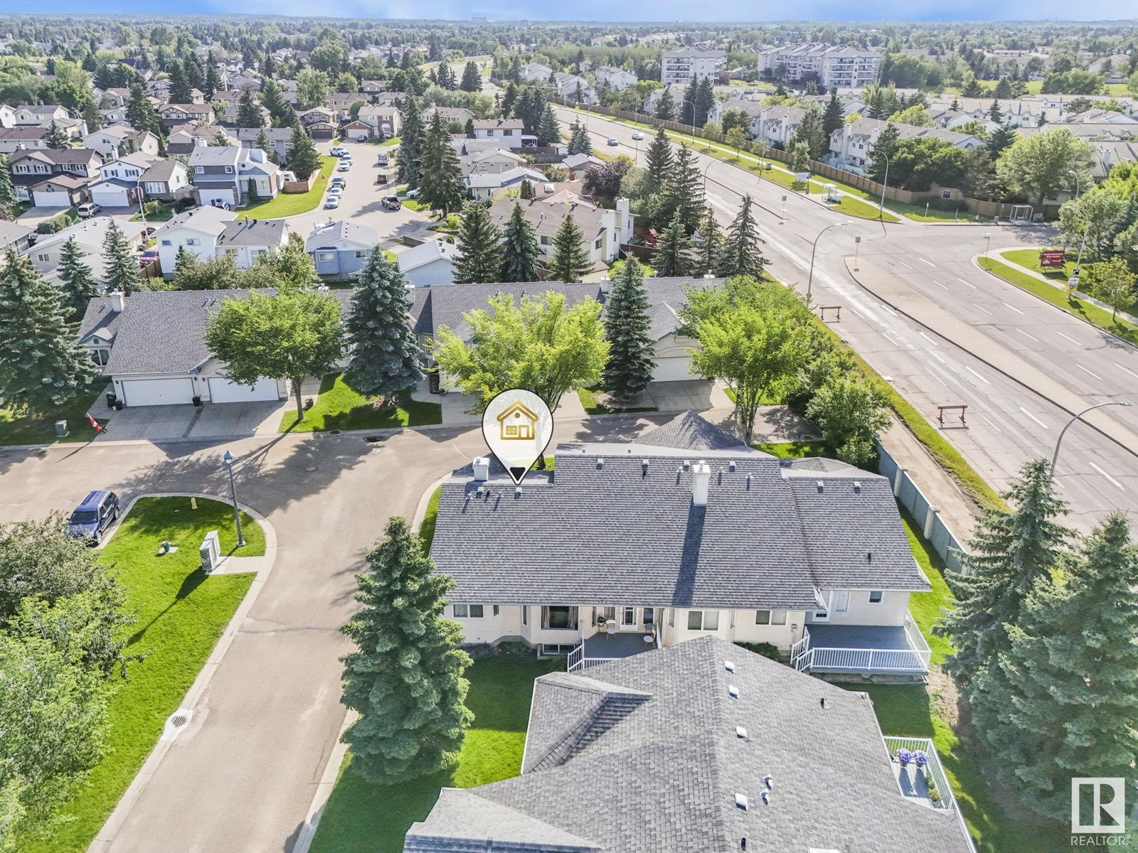 Photo 17 of 13 9420 172 St Nw, Edmonton AB