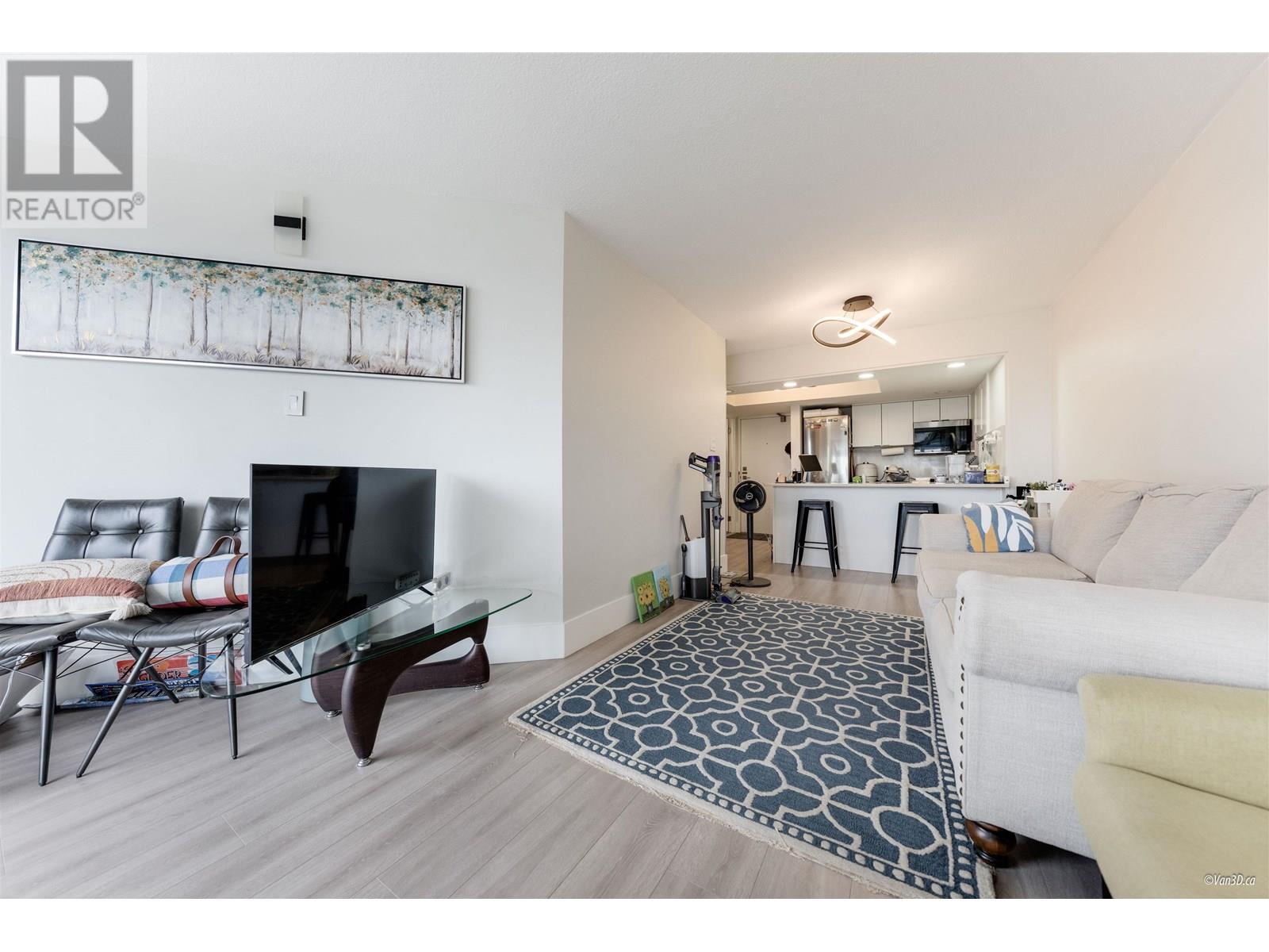Photo 1 of 914 950 Drake Street, Vancouver BC