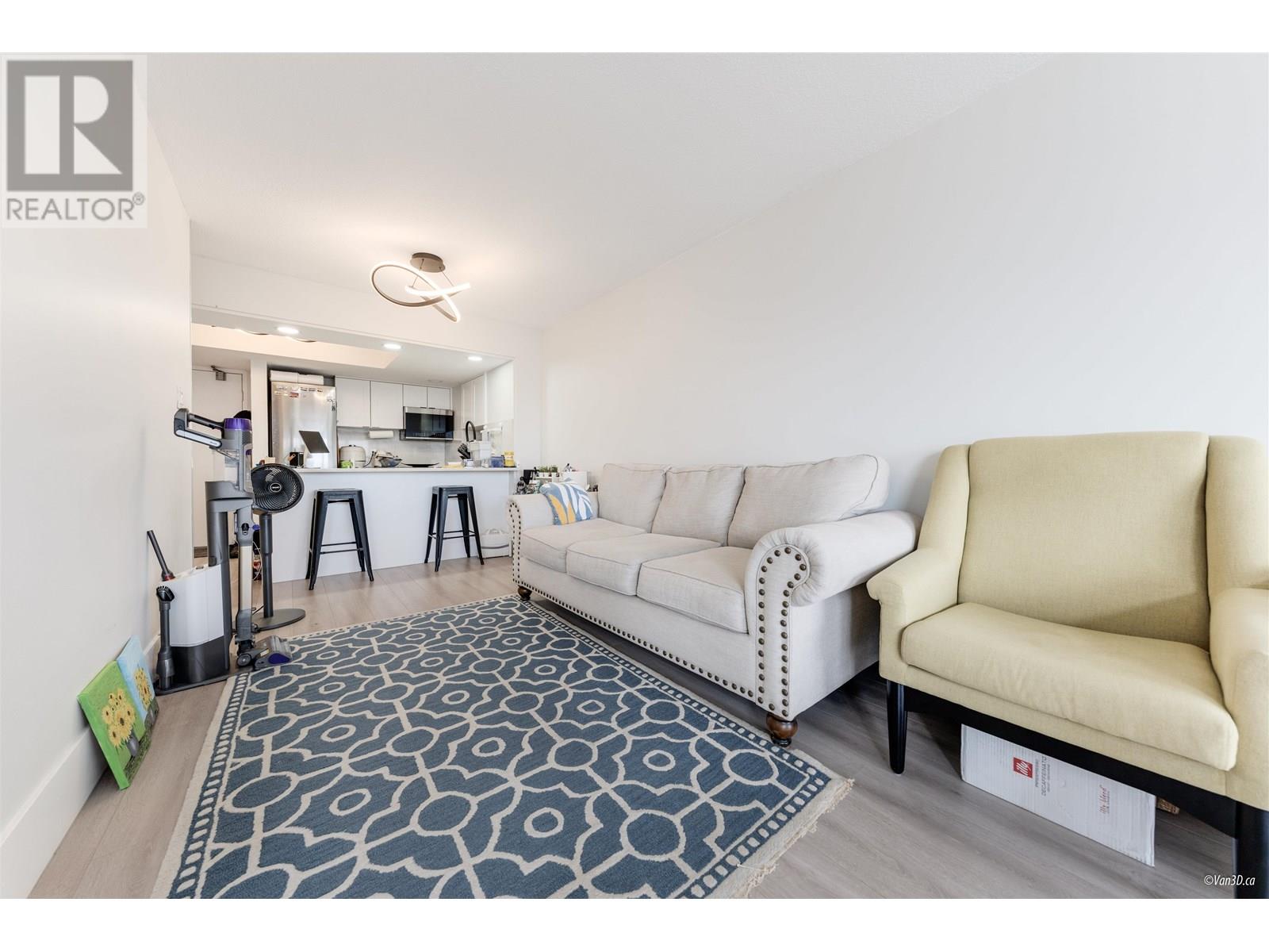 Photo 15 of 914 950 Drake Street, Vancouver BC
