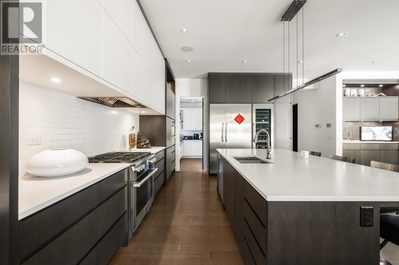 Photo 12 of 3430 Aintree Drive, North Vancouver BC
