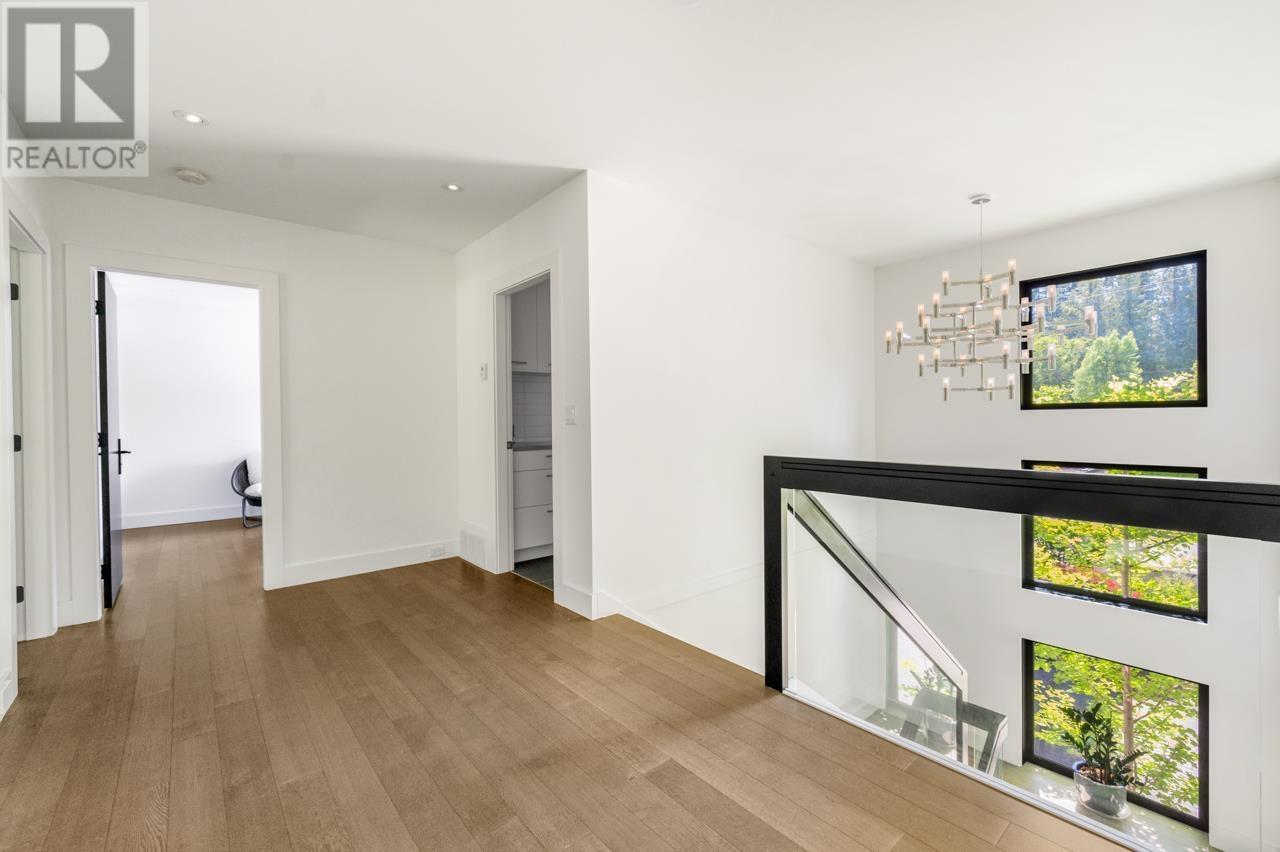 Photo 14 of 3430 Aintree Drive, North Vancouver BC
