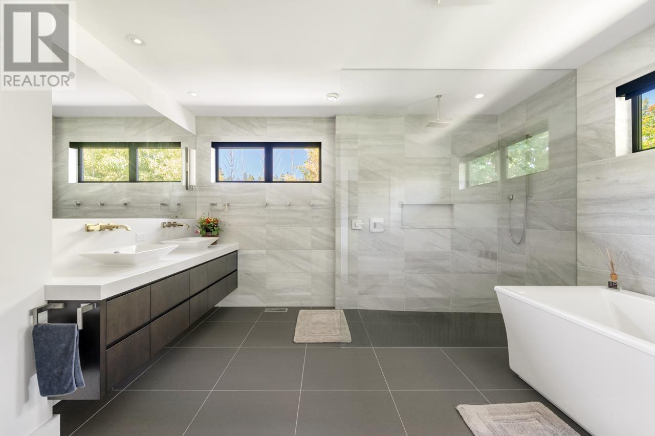 Photo 24 of 3430 Aintree Drive, North Vancouver BC
