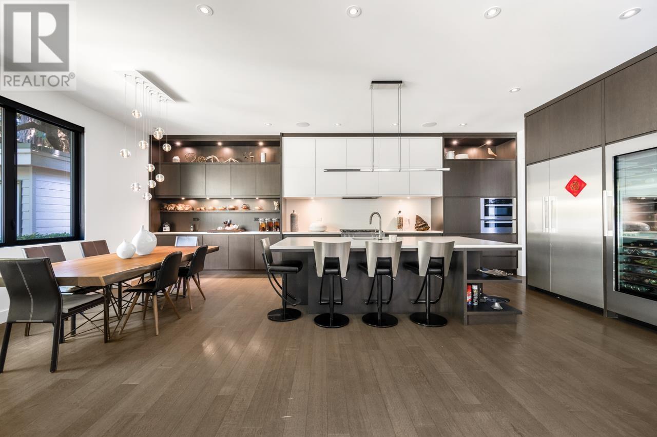 Photo 7 of 3430 Aintree Drive, North Vancouver BC