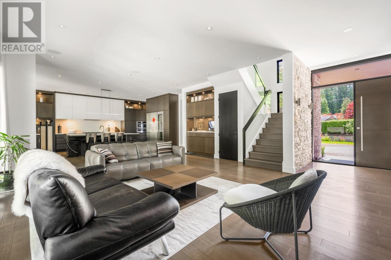 Photo 9 of 3430 Aintree Drive, North Vancouver BC