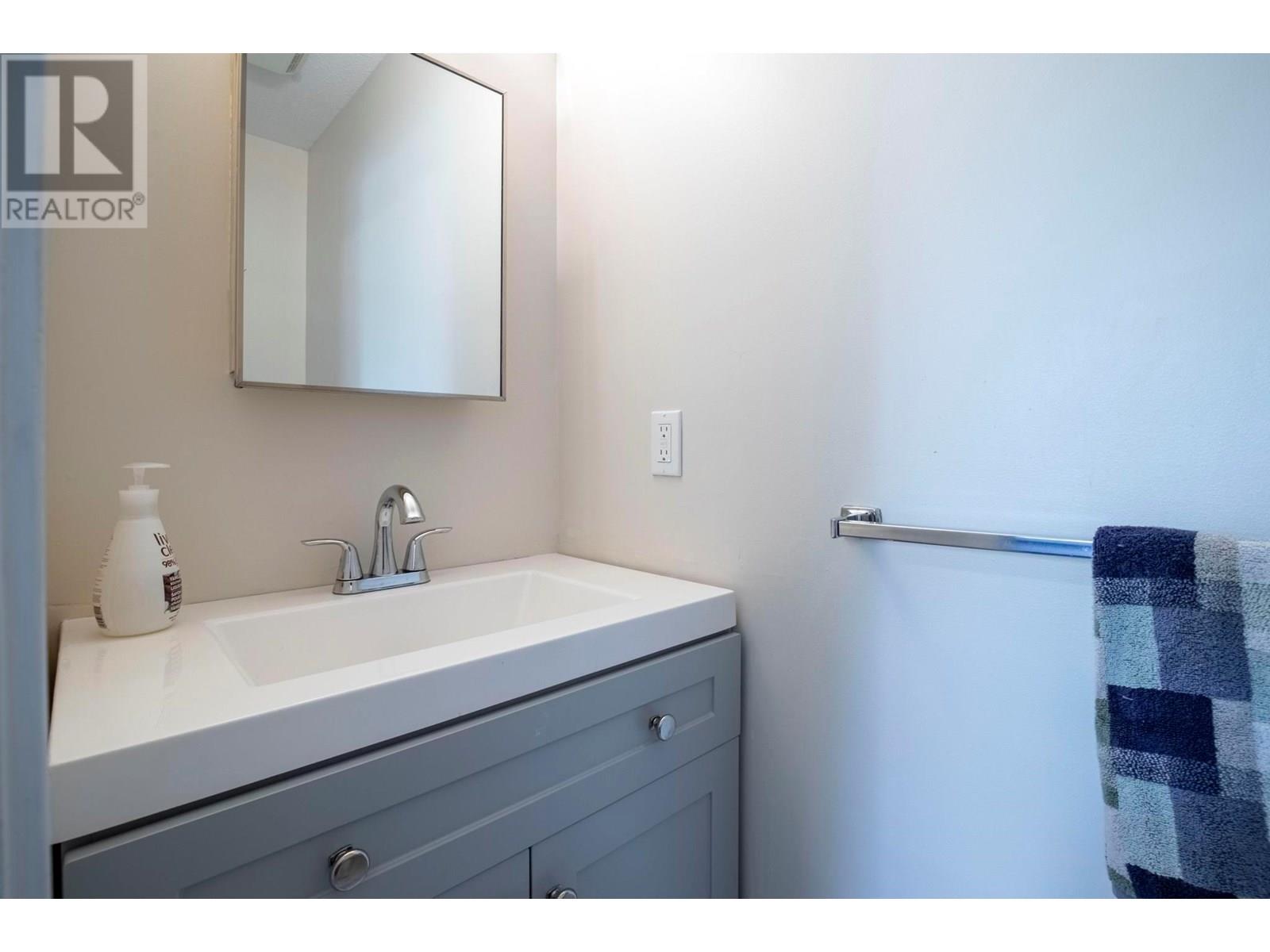  3414 Logan Court, West Kelowna