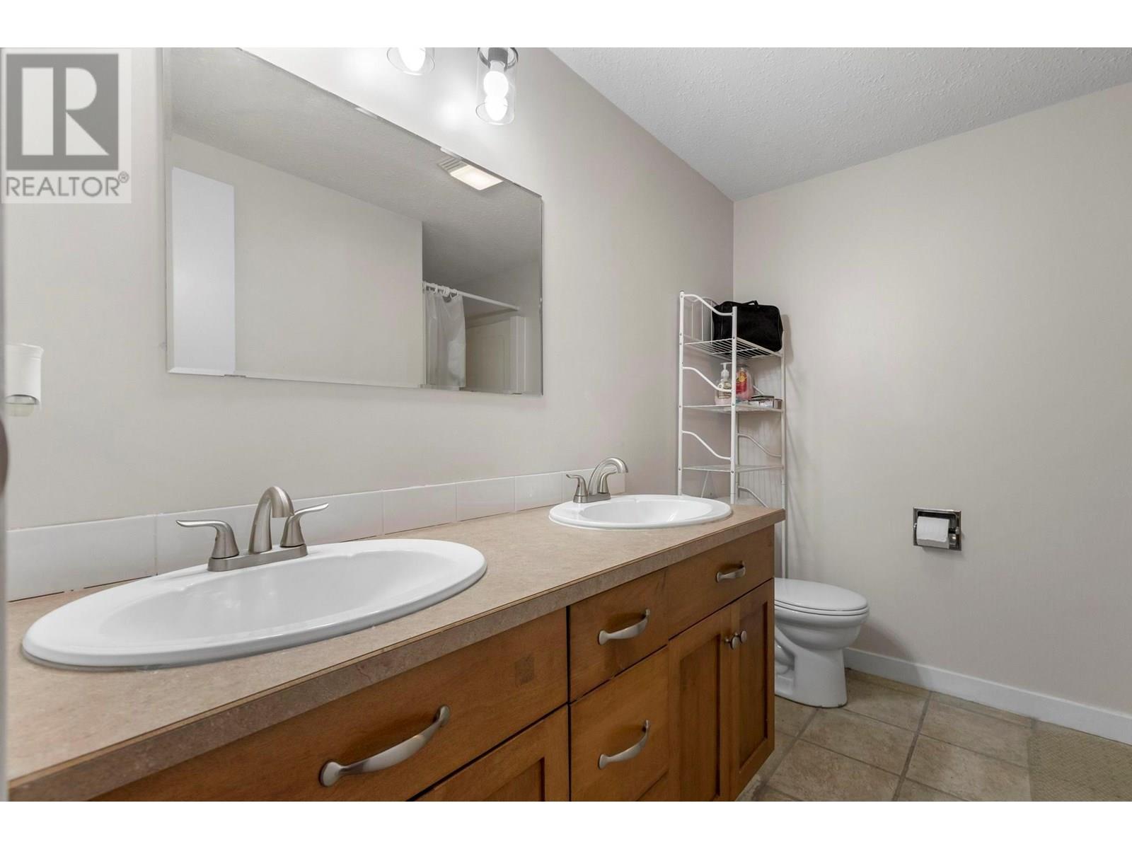  3414 Logan Court, West Kelowna