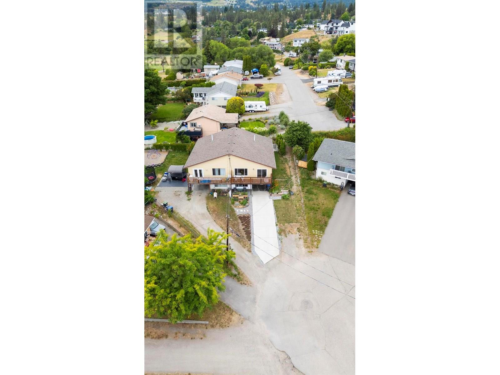  3414 Logan Court, West Kelowna
