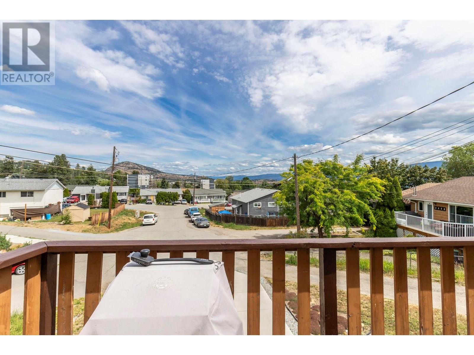 3414 Logan Court, West Kelowna