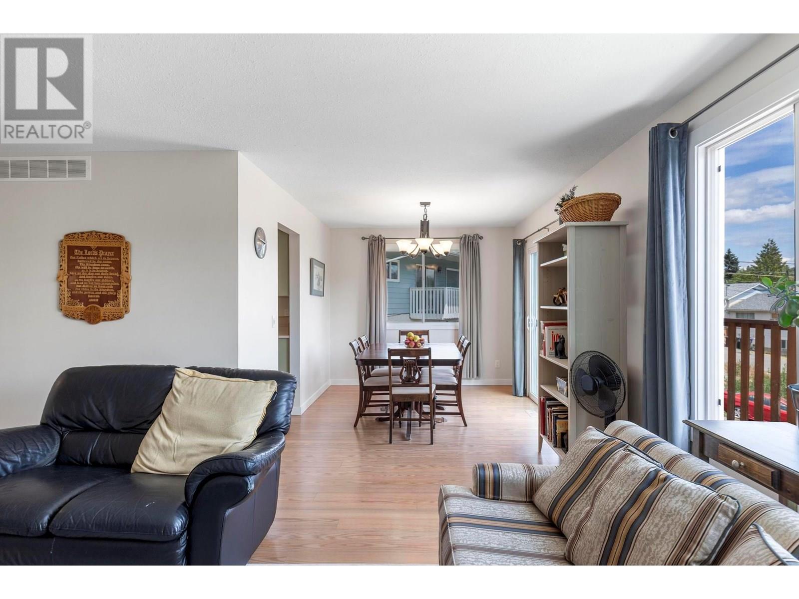  3414 Logan Court, West Kelowna