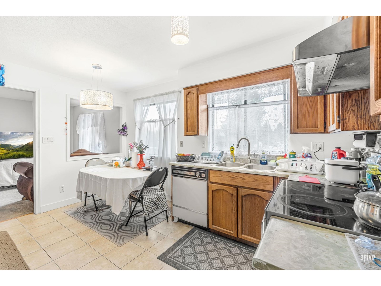 Photo 10 of 11644 74 Avenue, Delta BC