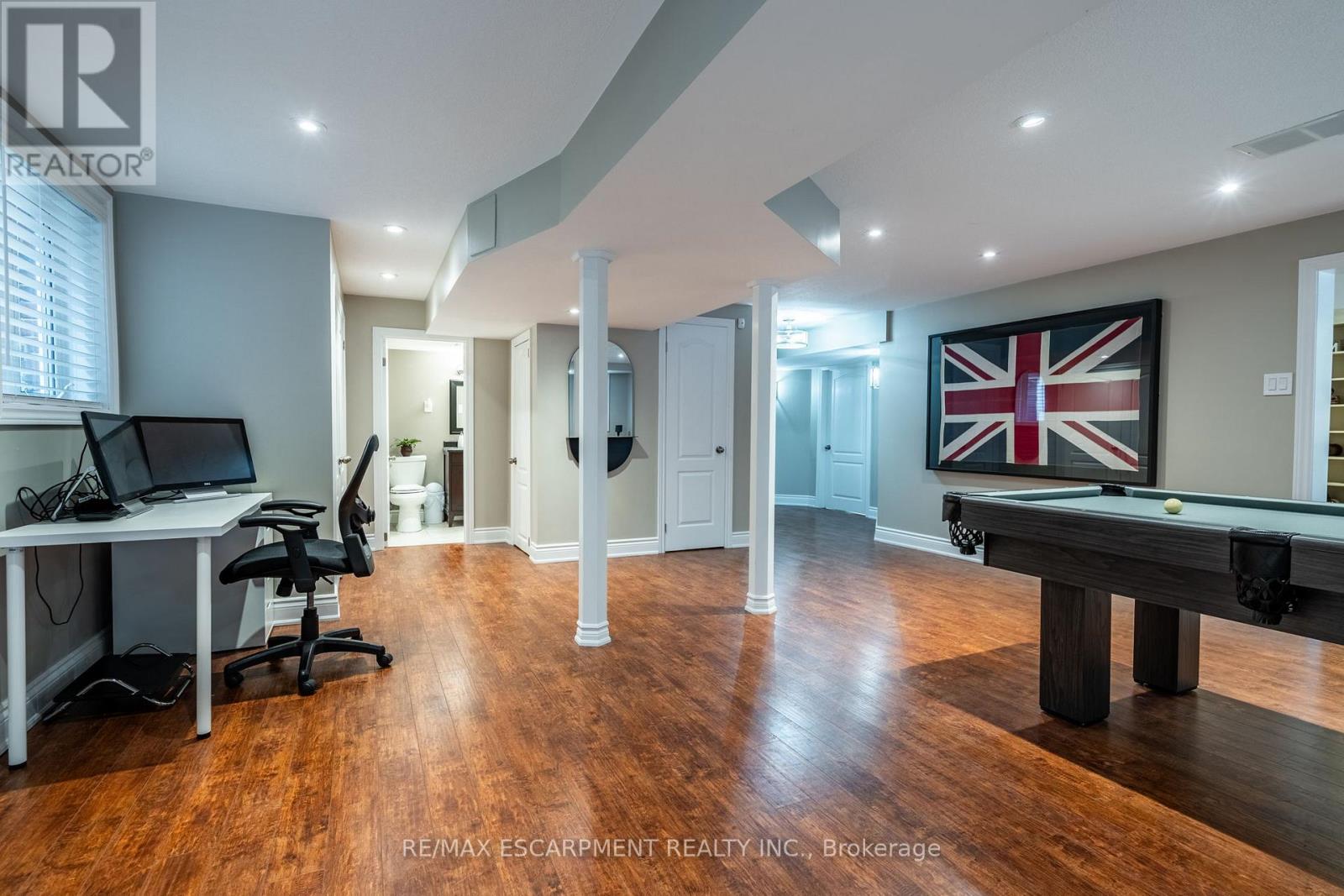 Photo 19 of 7 Volterra Court, Hamilton ON