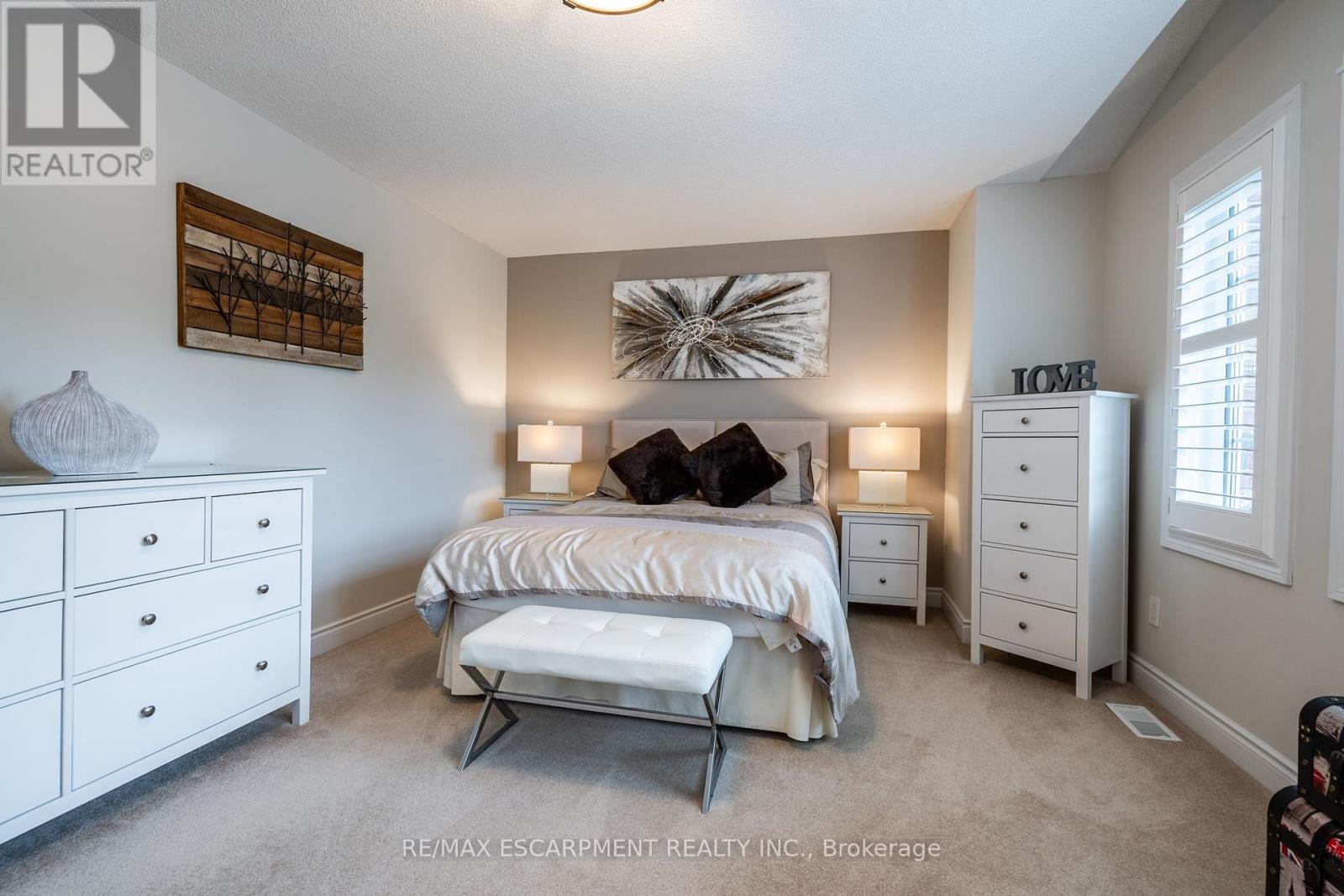 Photo 27 of 7 Volterra Court, Hamilton ON