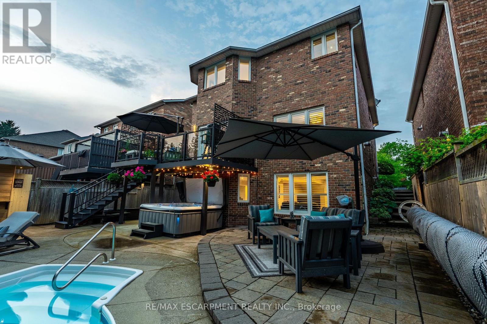 Photo 45 of 7 Volterra Court, Hamilton ON