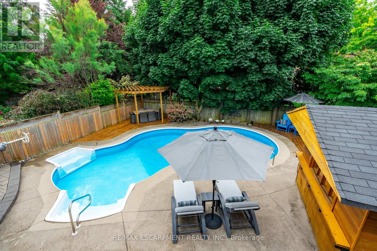 Photo 46 of 7 Volterra Court, Hamilton ON