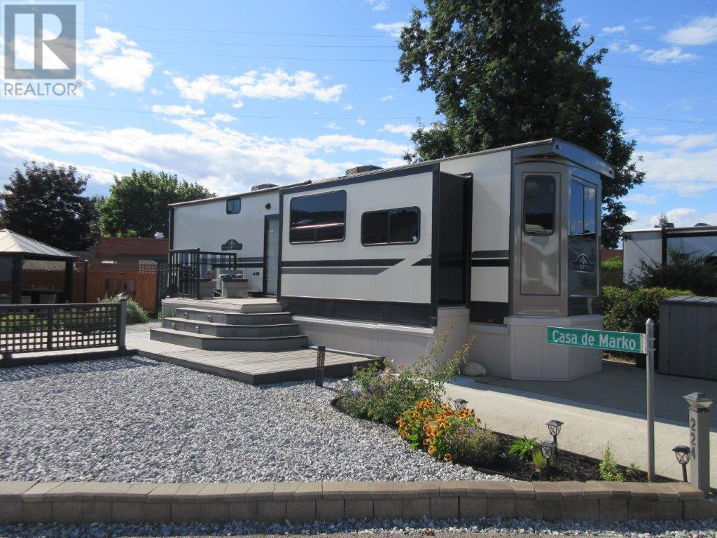 224 415 Commonwealth Road, Kelowna