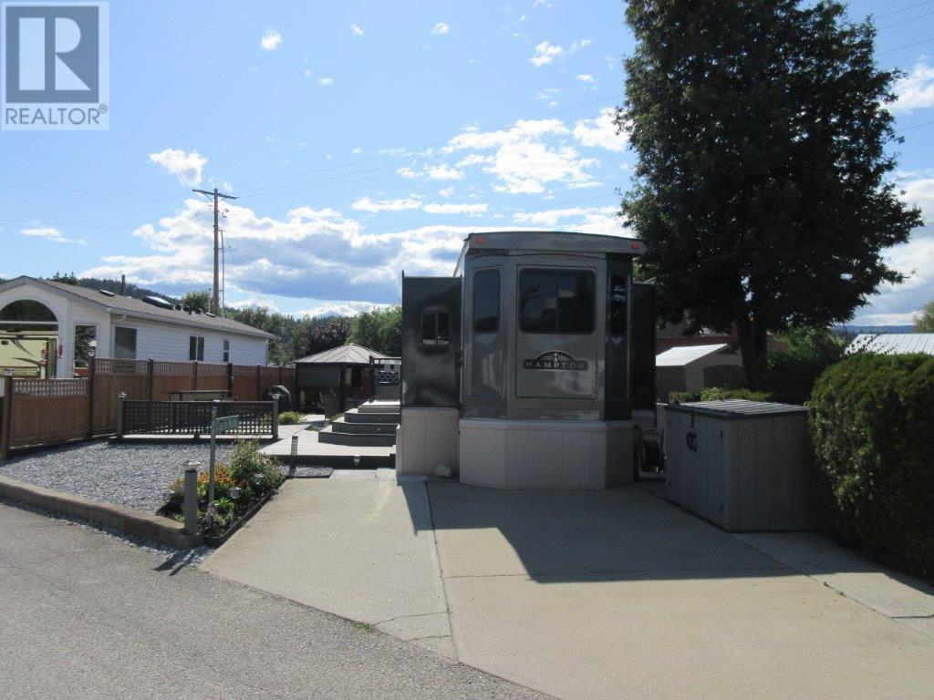 224 415 Commonwealth Road, Kelowna