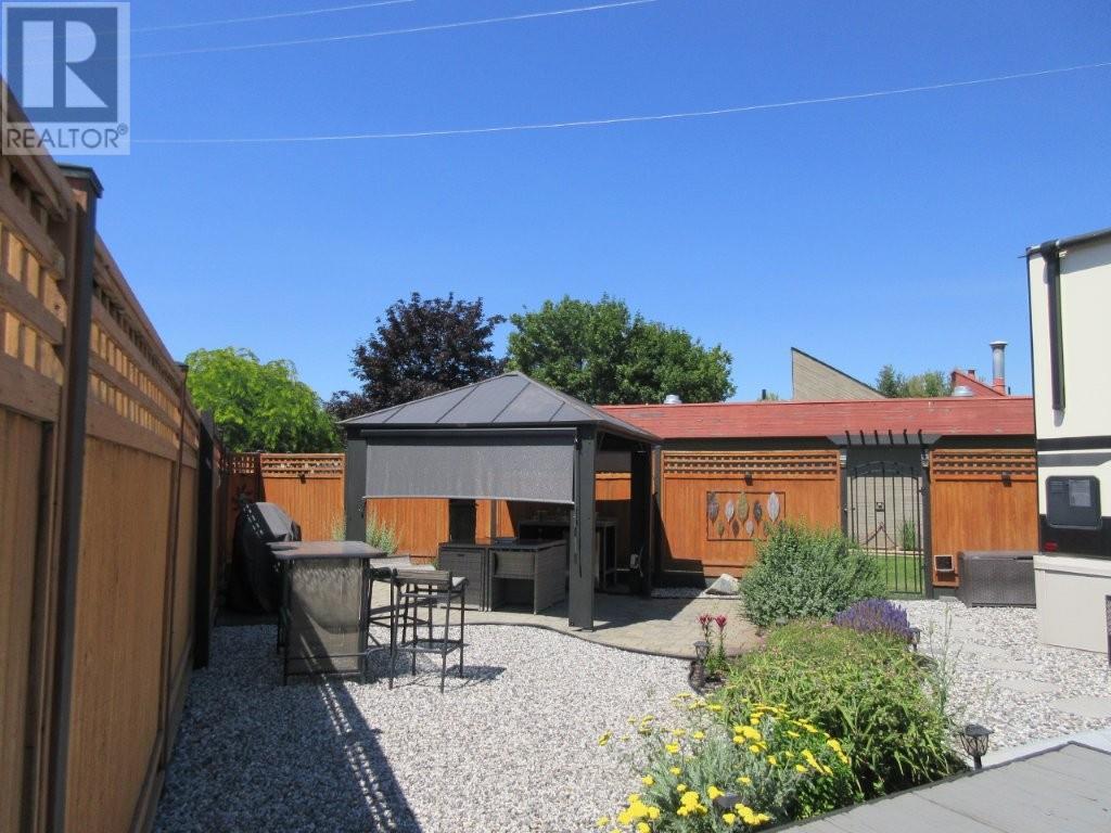 224 415 Commonwealth Road, Kelowna