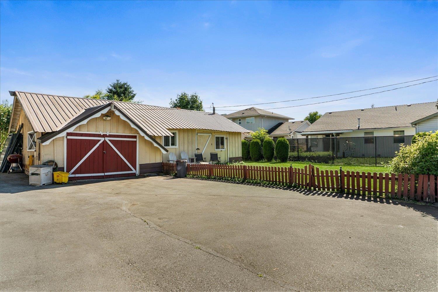 Photo 27 of 45240 South Sumas Road Sardis South, Chilliwack BC