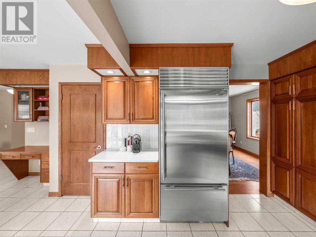 Single Family House for Sale in  Edgeview Road NW Edgemont Calgary 