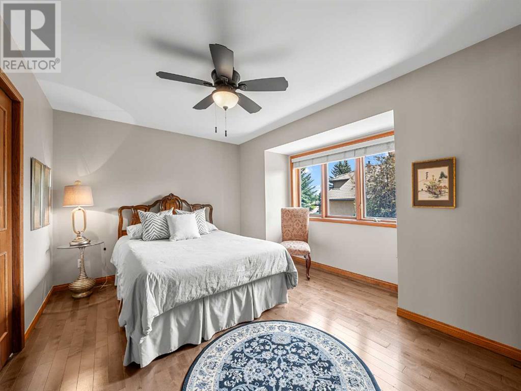 Single Family House for Sale in  Edgeview Road NW Edgemont Calgary 