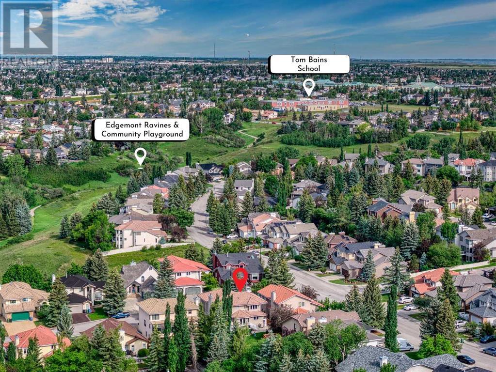 Single Family House for Sale in  Edgeview Road NW Edgemont Calgary 