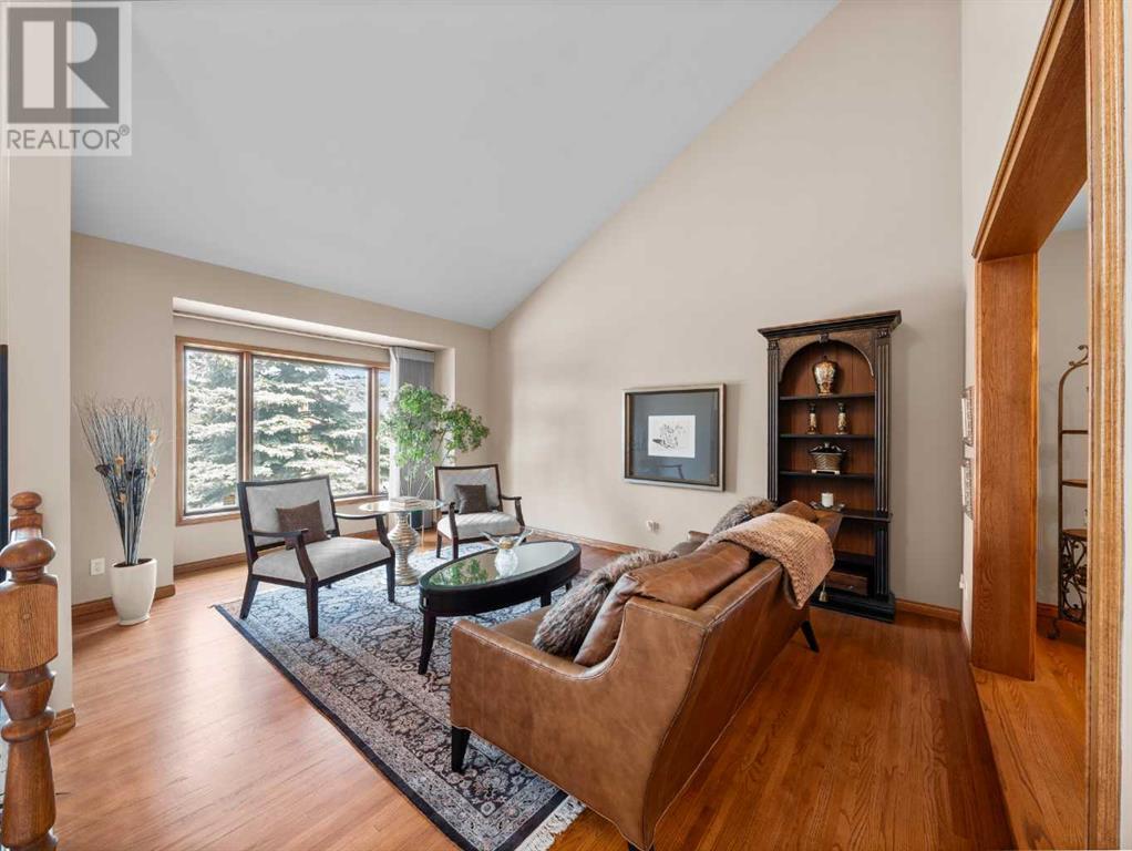 Single Family House for Sale in  Edgeview Road NW Edgemont Calgary 