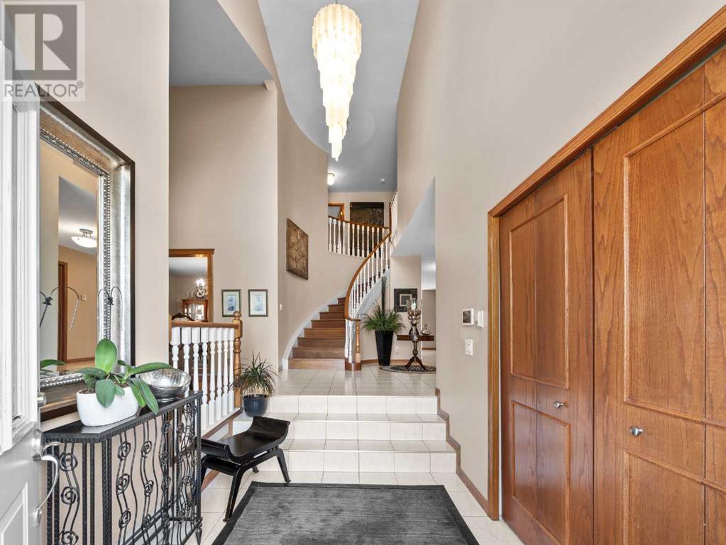 Single Family House for Sale in  Edgeview Road NW Edgemont Calgary 
