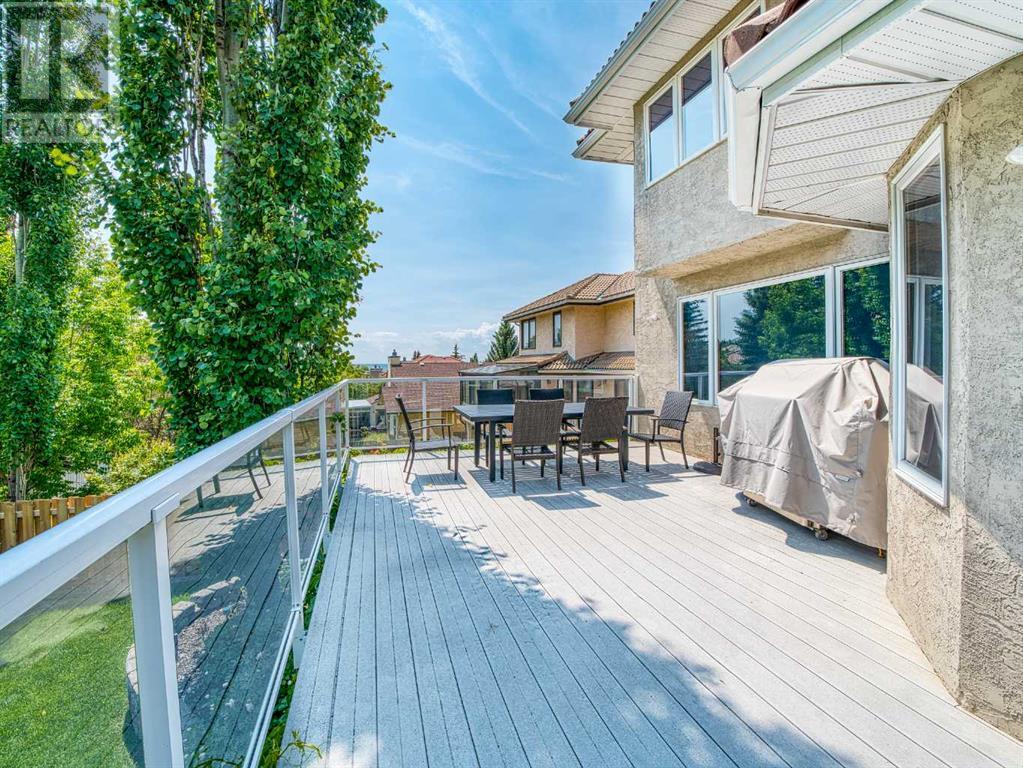 Single Family House for Sale in  Edgeview Road NW Edgemont Calgary 