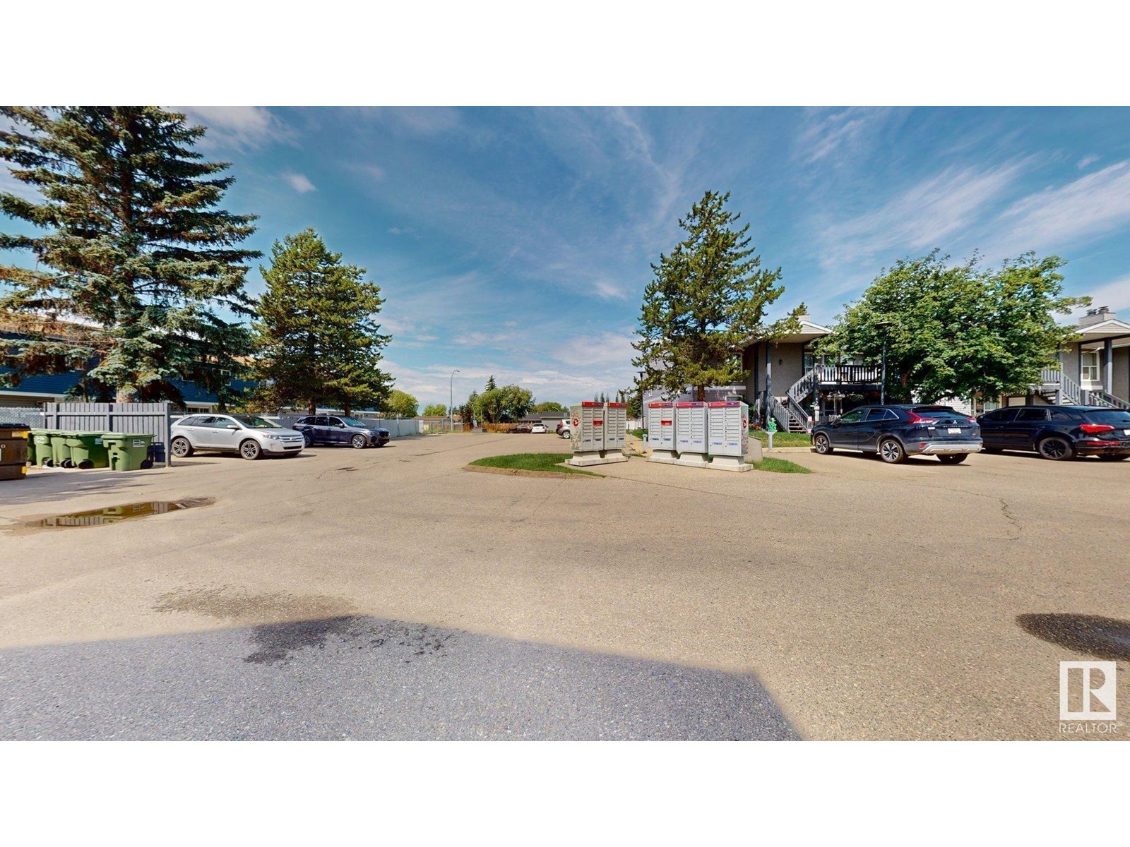 Photo 3 of 1 1503 Mill Woods Rd E Nw, Edmonton AB
