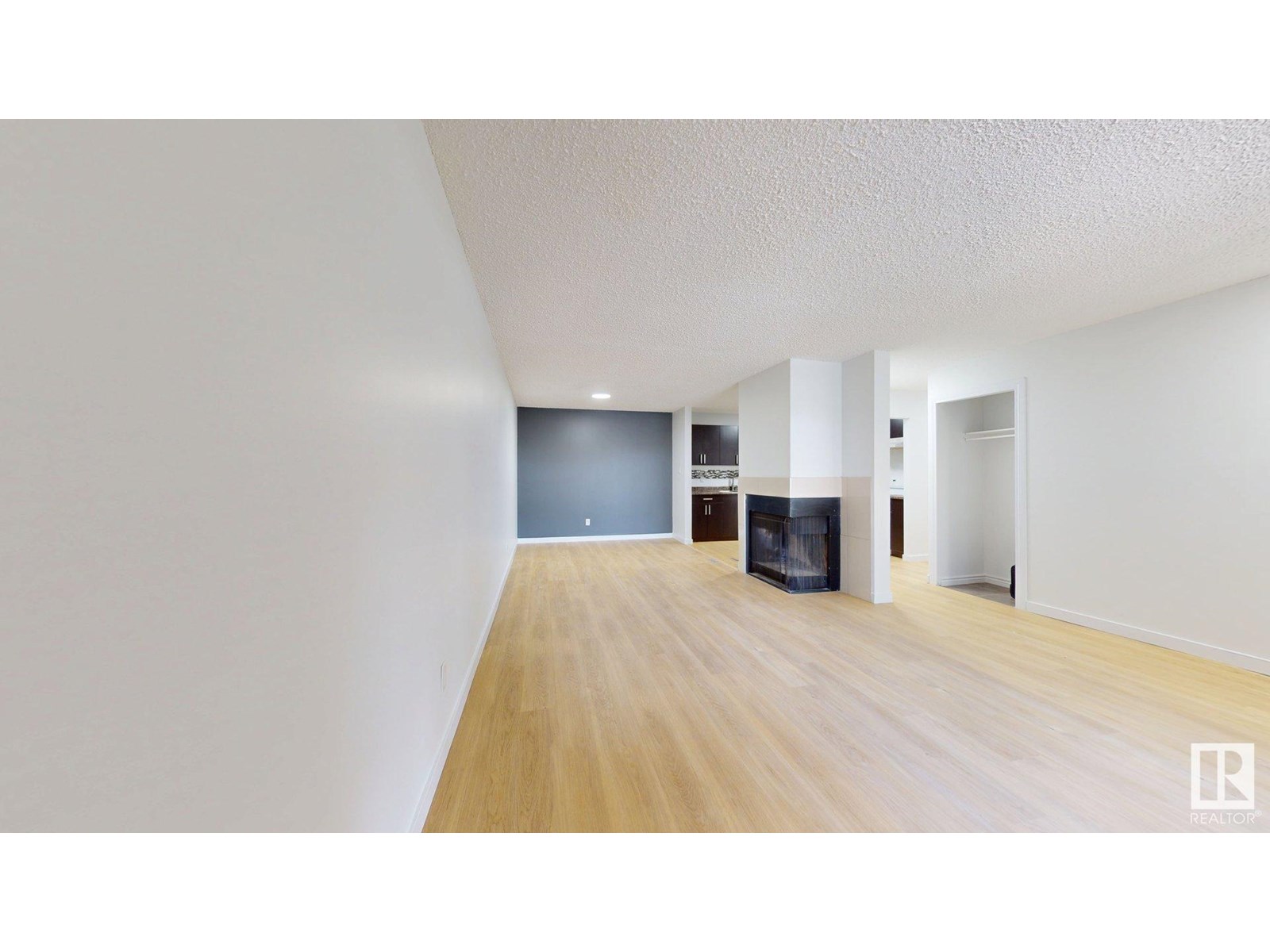 Photo 11 of 1 1503 Mill Woods Rd E Nw, Edmonton AB