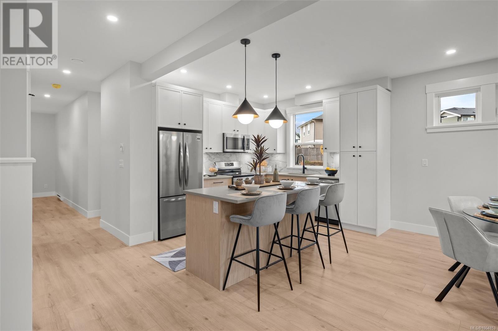 2274 EVELYN LANE - Image 18