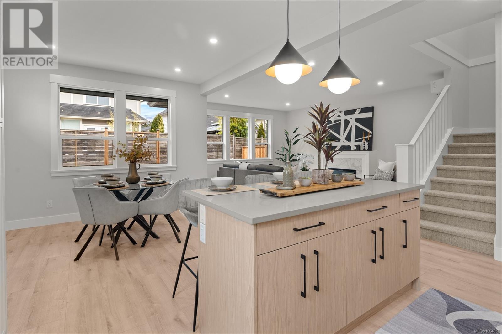 2274 EVELYN LANE - Image 21