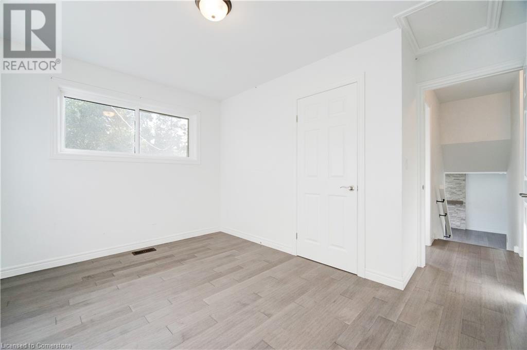Photo 1 of 25 Patterson Drive, Brantford ON