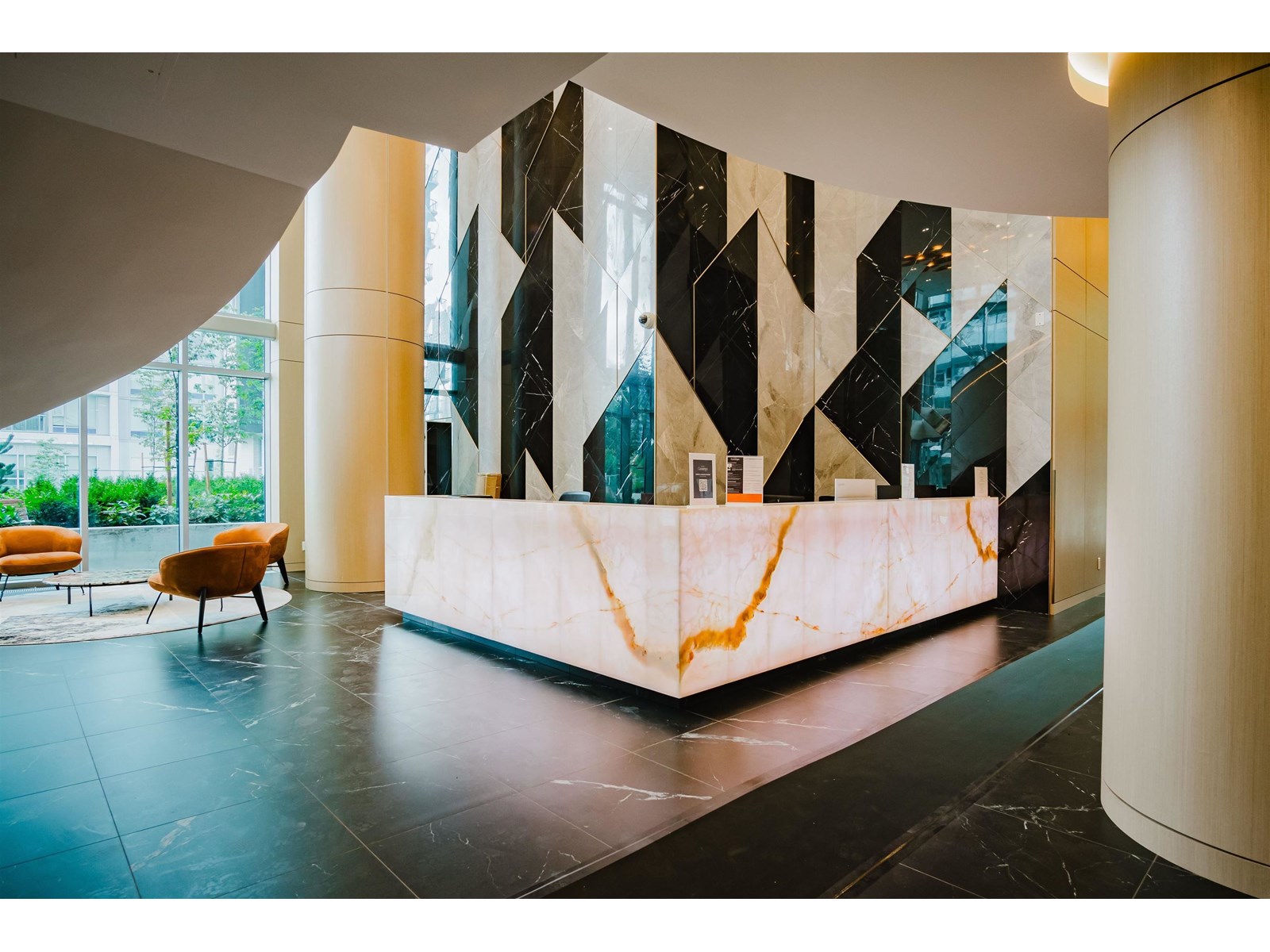 2403 13778 100 AVENUE, Surrey