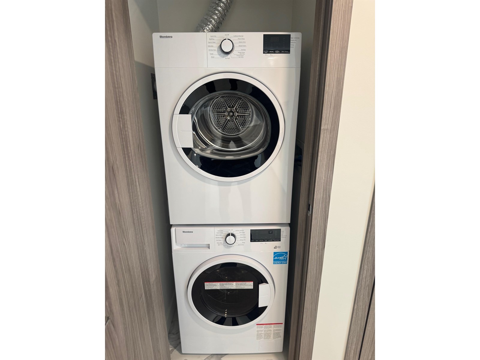 2403 13778 100 AVENUE, Surrey