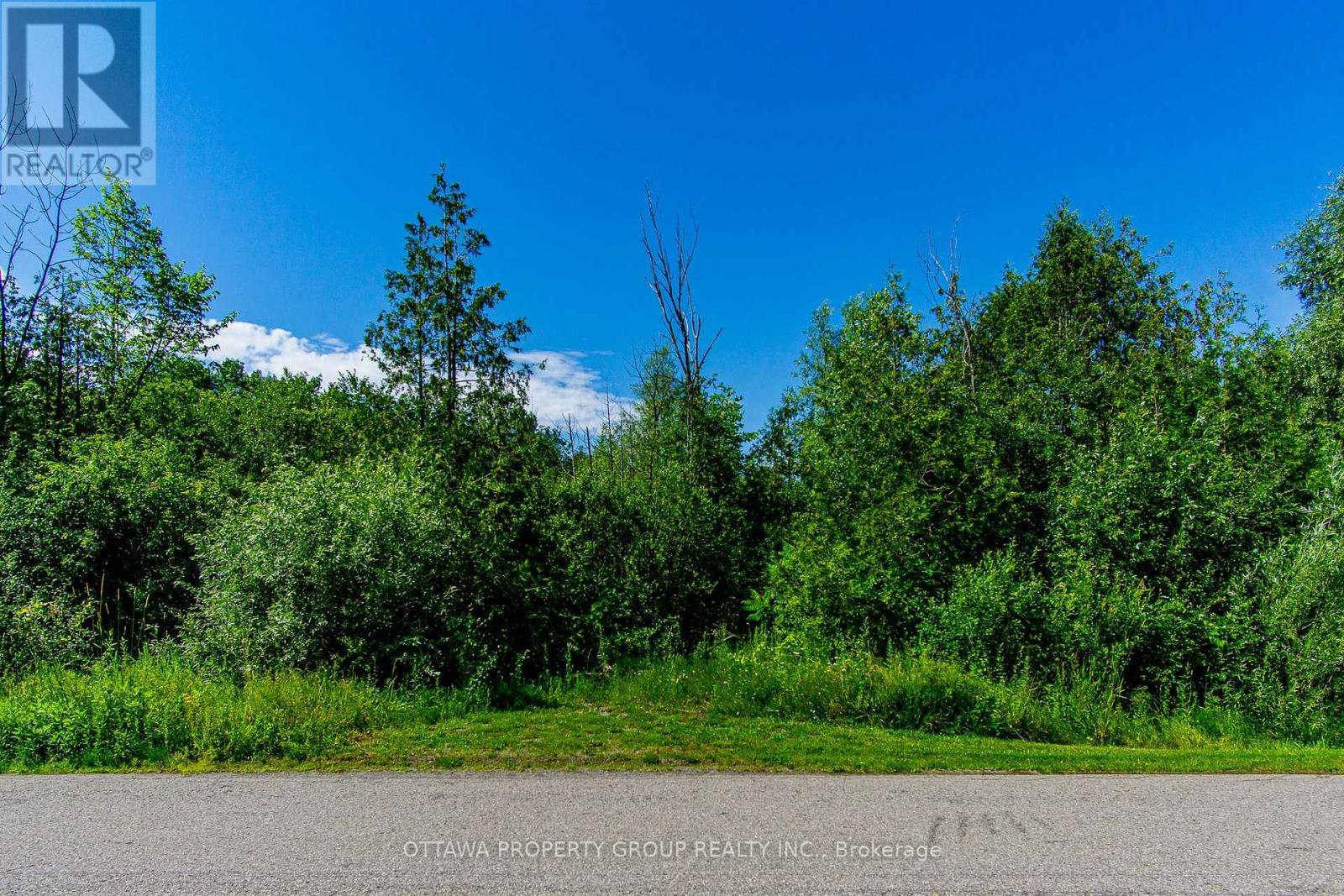 Photo 7 of 1578 Ramar Way, Ottawa ON