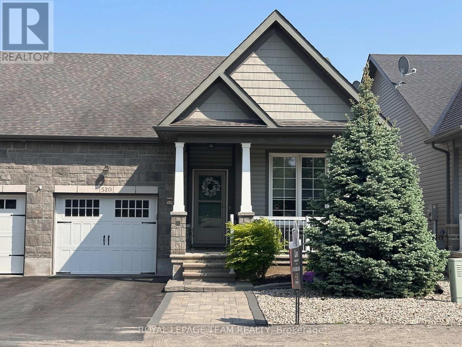 Photo 24 of 520 Clothier Street W, North Grenville ON