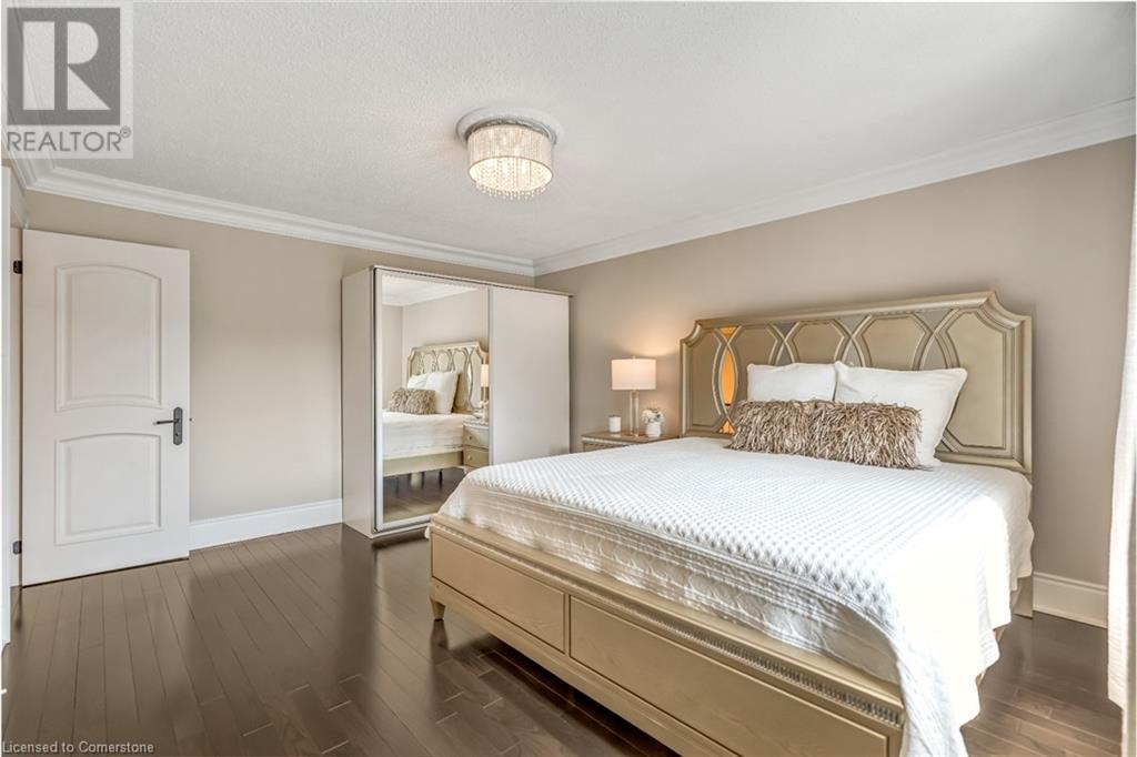 Photo 3 of 96 Kenpark Avenue, Brampton ON