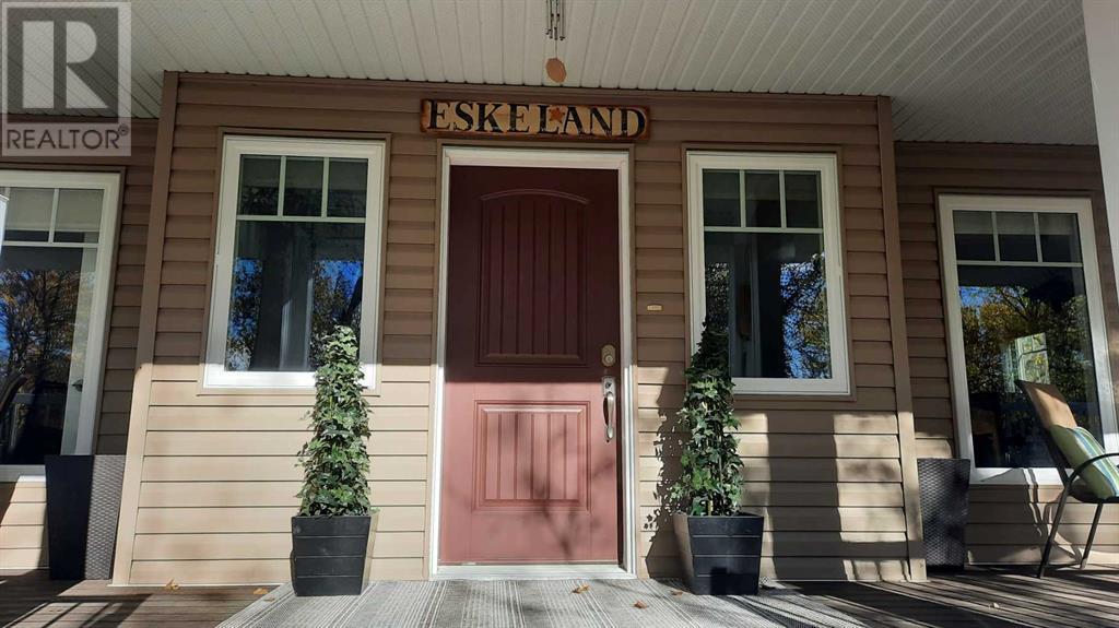 Single Family House for Sale in  Railway Avenue Rosedale Drumheller 