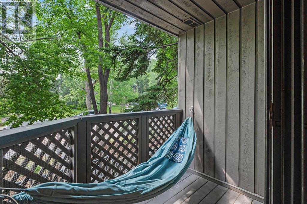 Single Family House for Sale in    Avenue SW Cliff Bungalow Calgary 