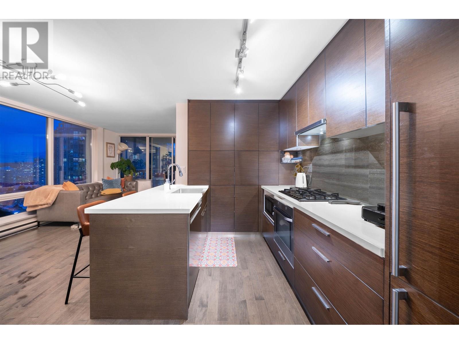 Photo 3 of 1905 535 Smithe Street, Vancouver BC