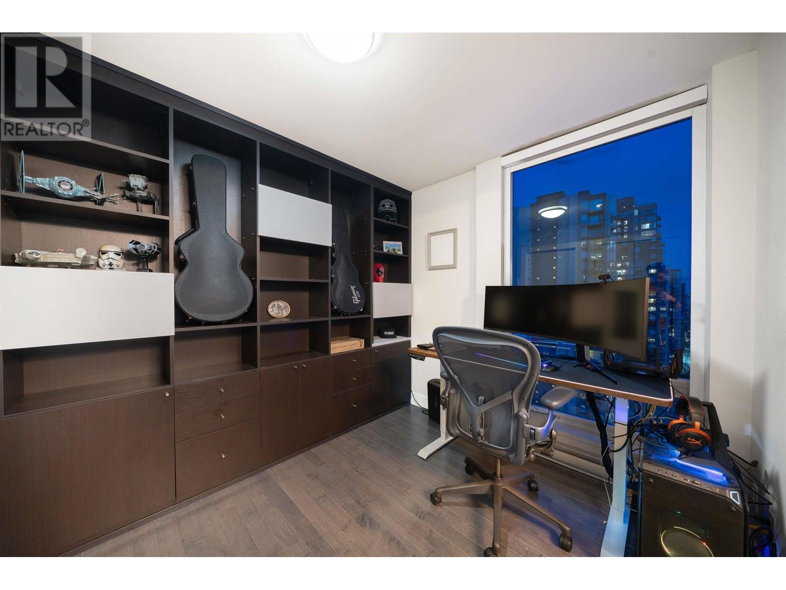 Photo 16 of 1905 535 Smithe Street, Vancouver BC